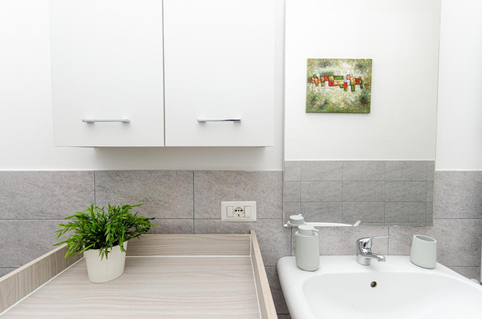 Vivimihome - Crespi House A 3 Minuti Dalla Metro Milan Luaran gambar